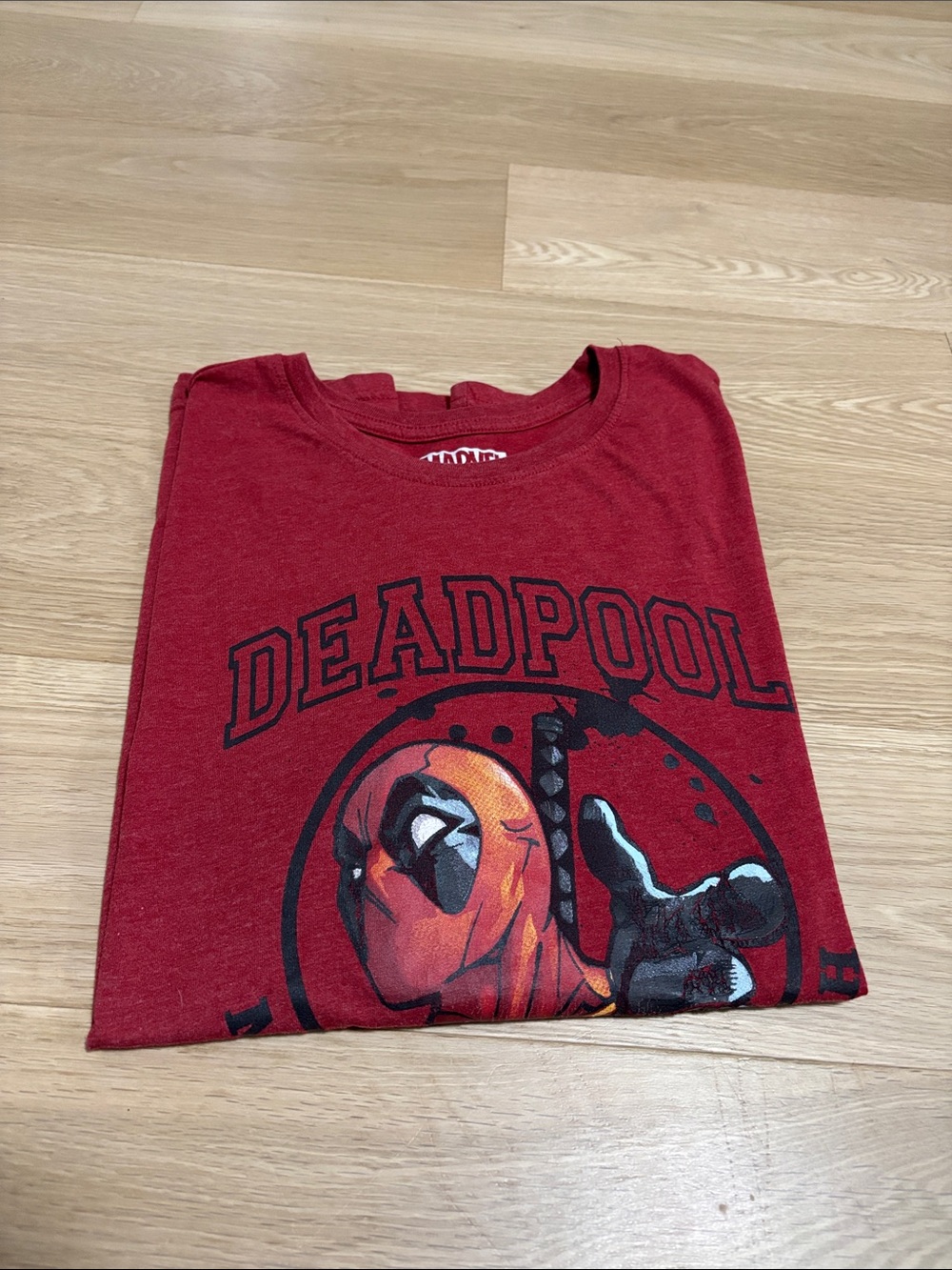 MARVEL (XL) Deadpool Short Sleeve Graphic Tee Red Crew Neck Cotton Blend - Picture 8 of 9